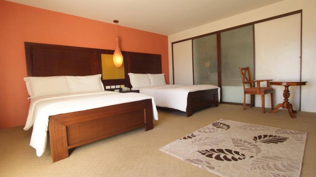 Coron Gateway Hotel & Suites Номер фото