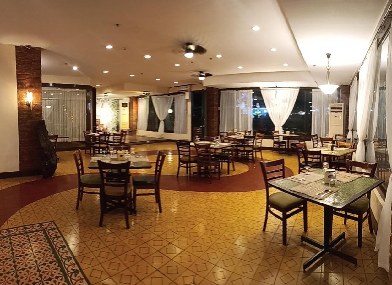 Coron Gateway Hotel & Suites Экстерьер фото
